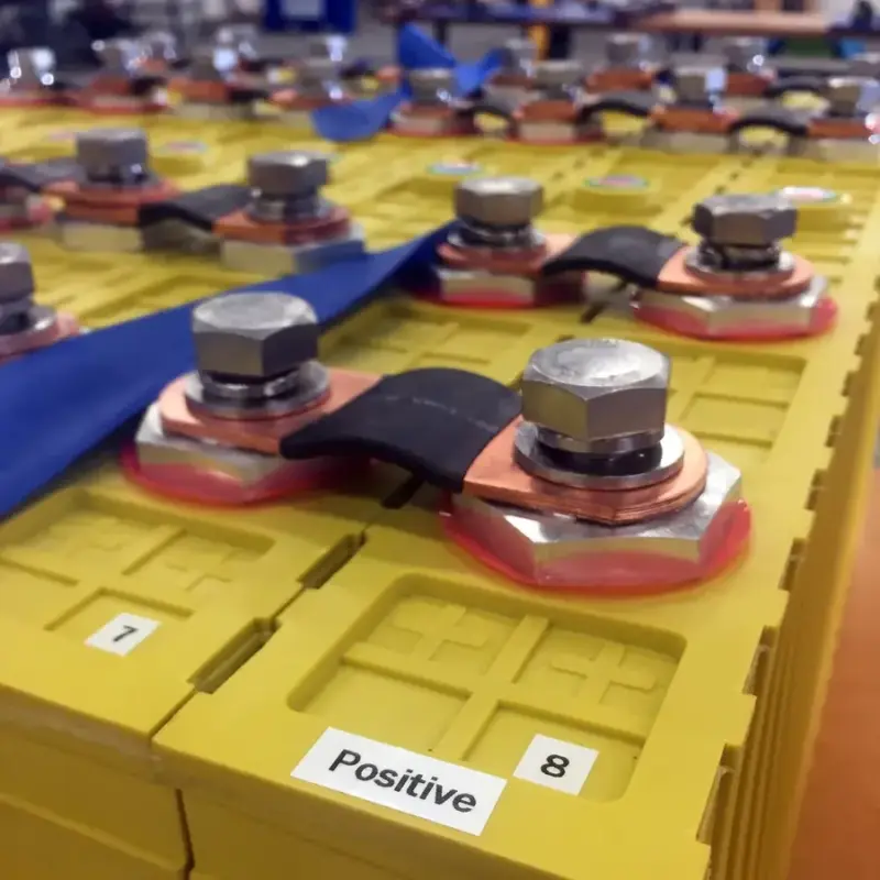 Celdas de una batería de litio para acumulación solar