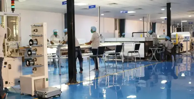 Fabricación de paneles solares