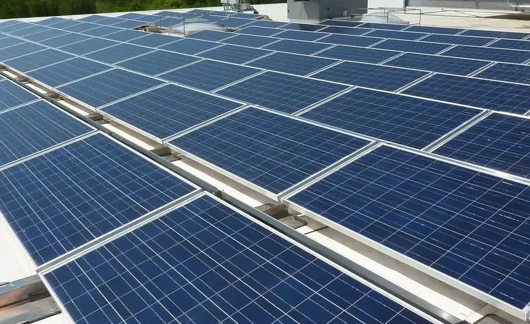 Montaje de un kit solar autoinstalable